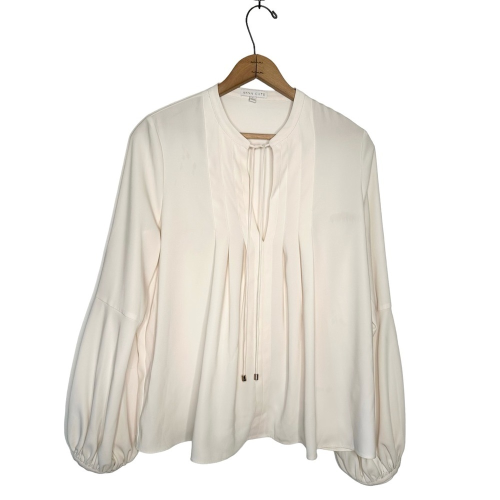 Anna Cate | Cream V-neck Puff Sleeve Blouse Size Small